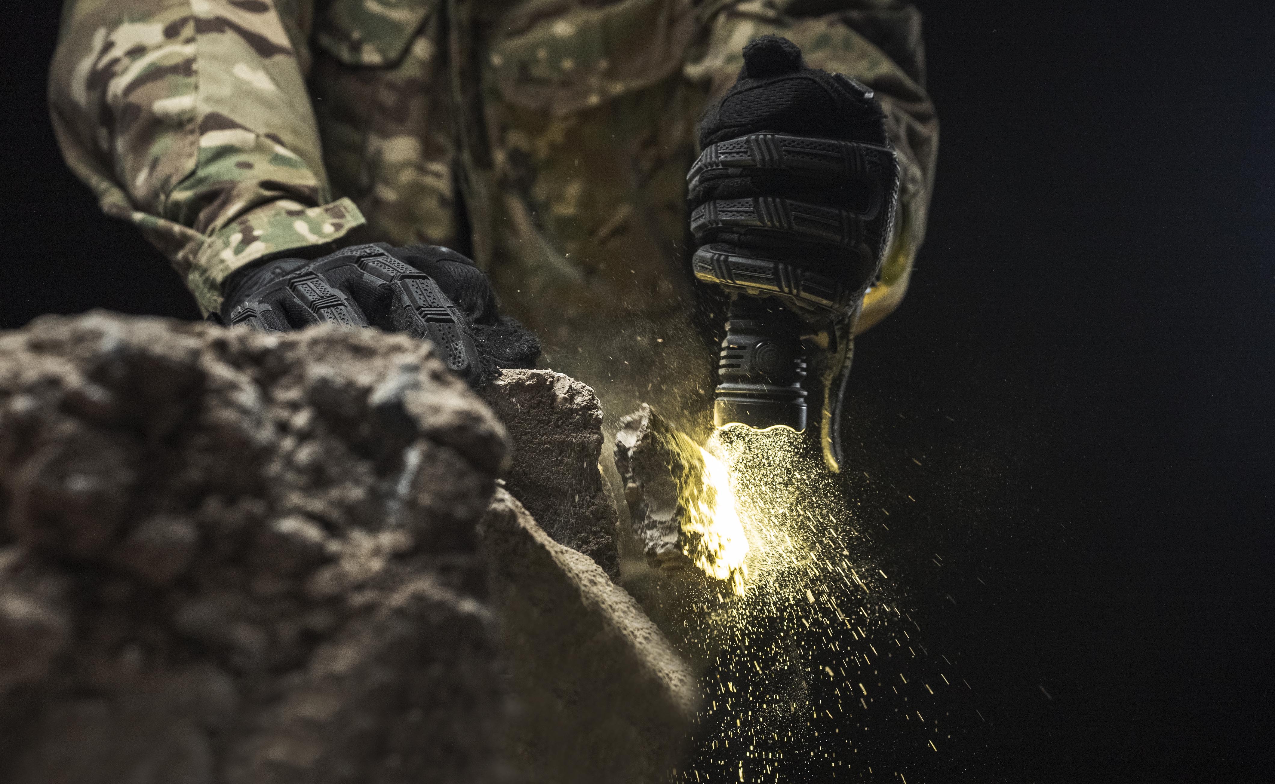 Flashlights :: Models :: Predator :: Armytek Predator Pro Max