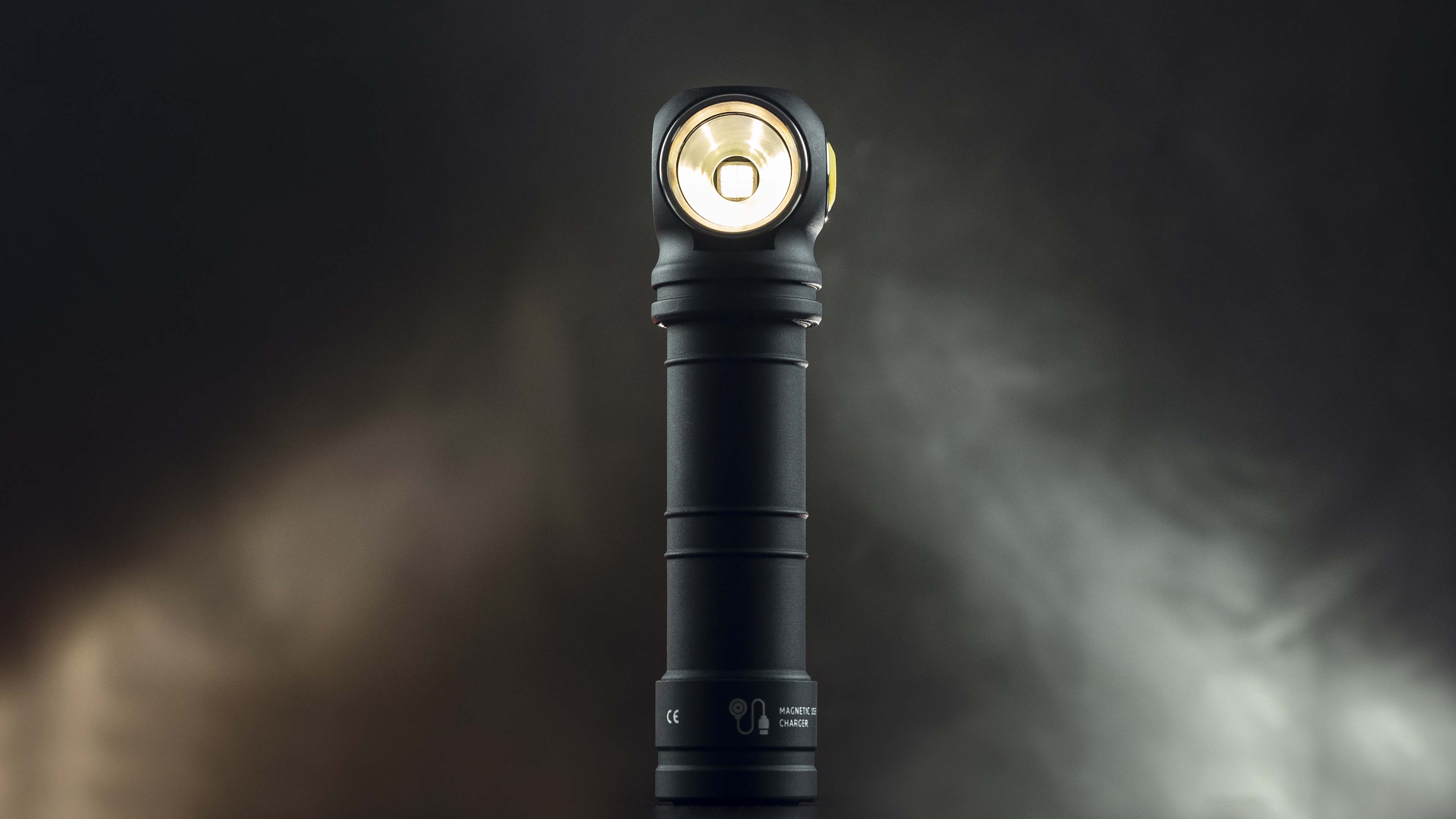 ろ*う様 ARMYTEK C2 PRO MAX ヘッドランプ Armytek Wizard C2 Pro Max LR PCB Warm — LED Headlamp | Armytek.com
